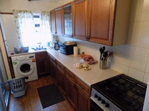 Kitchen- click for photo gallery